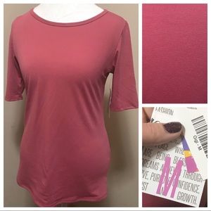 🆕 LuLaRoe Gigi. Solid Pink!!